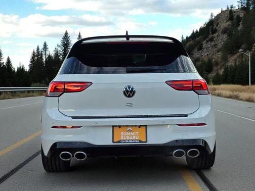 2024 Volkswagen Golf R 2.0T Manual