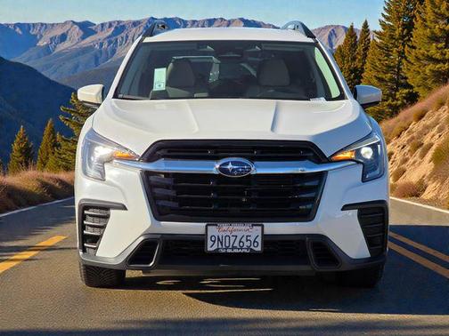 2024 Subaru Ascent Premium 7-Passenger