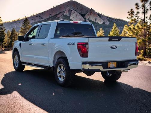 Oxford White 2024 Ford F-150 XLT