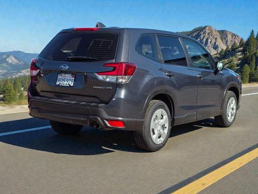 2023 Subaru Forester Base