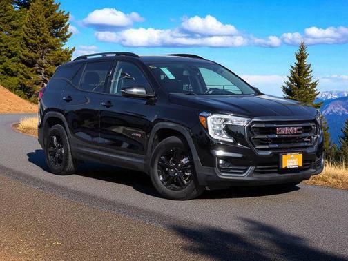 2022 GMC Terrain AWD AT4
