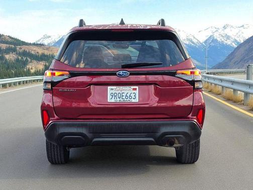 2025 Subaru Forester Premium