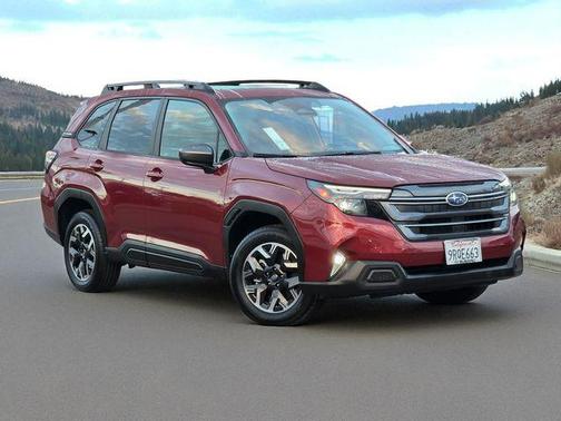 2025 Subaru Forester Premium