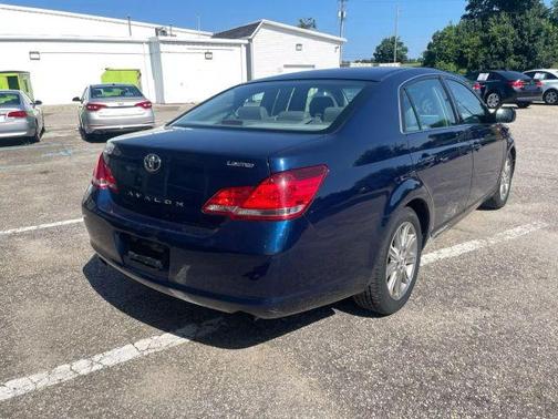 2006 Toyota Avalon Limited