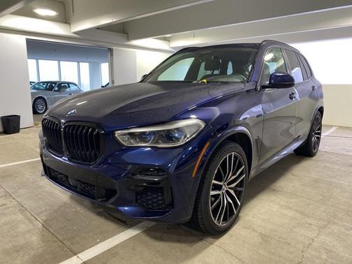 2022 BMW X5 M50i