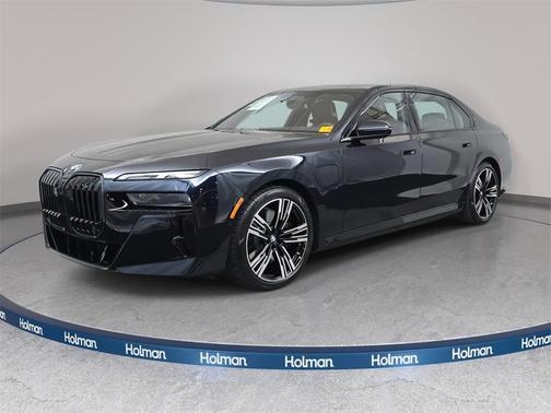 2025 BMW 750e xDrive