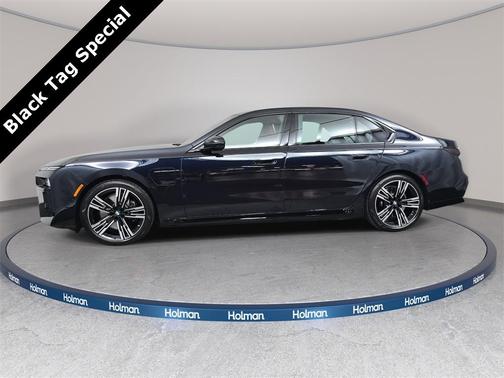 2025 BMW 750e xDrive