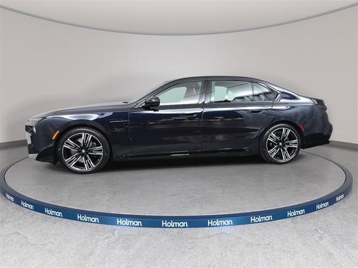 2025 BMW 750e xDrive