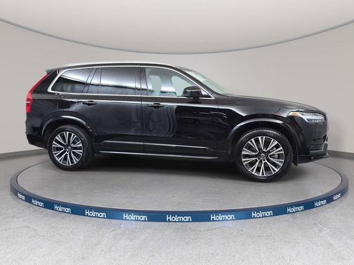 Onyx Black Metallic 2020 Volvo XC90 T6 Momentum 7 Passenger