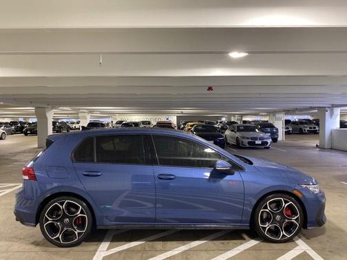 2025 Volkswagen Golf GTI 2.0T Autobahn