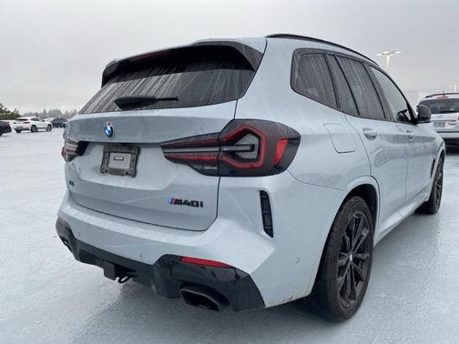 2022 BMW X3 M40i