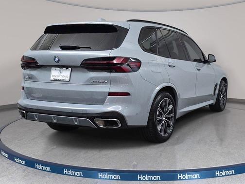 Brooklyn Gray Metallic 2024 BMW X5 PHEV xDrive50e