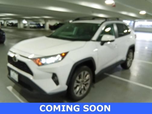 2020 Toyota RAV4 XLE Premium