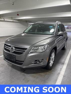2011 Volkswagen Tiguan 