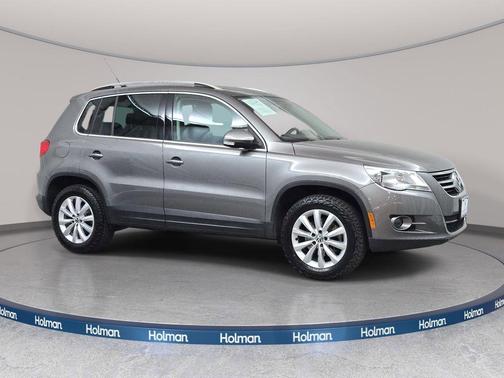 2011 Volkswagen Tiguan SE