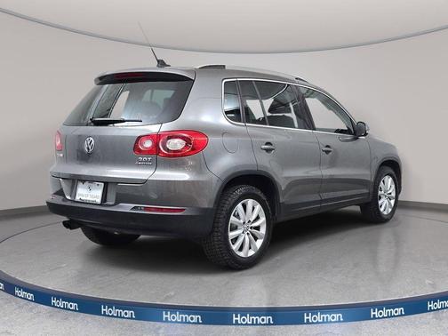 2011 Volkswagen Tiguan SE