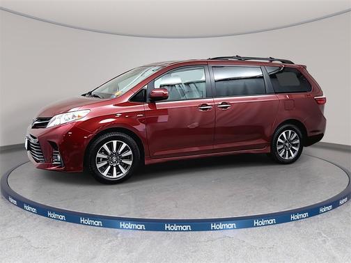 2019 Toyota Sienna XLE