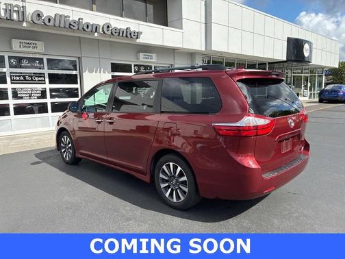 2019 Toyota Sienna XLE