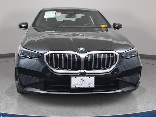 2025 BMW 540 i xDrive