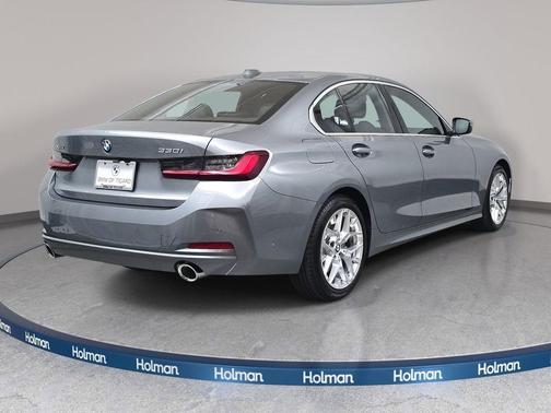 2025 BMW 330 i xDrive