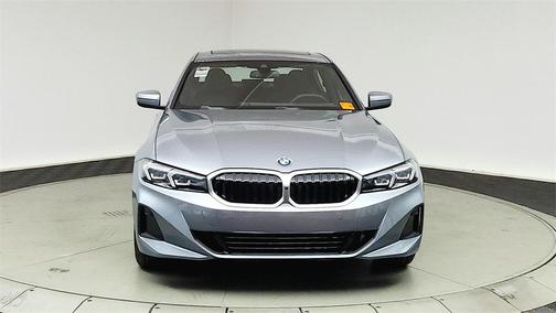 2025 BMW 330 i xDrive