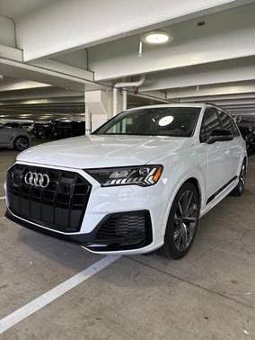 Glacier White Metallic 2023 Audi SQ7 4.0T Premium Plus