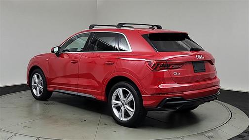 2022 Audi Q3 45 S line Premium