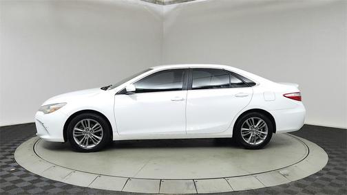 2016 Toyota Camry XSE