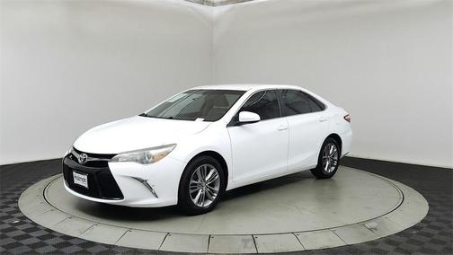 2016 Toyota Camry XSE