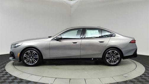 2025 BMW 530 i xDrive