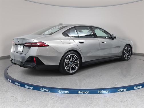 2025 BMW 530 i xDrive