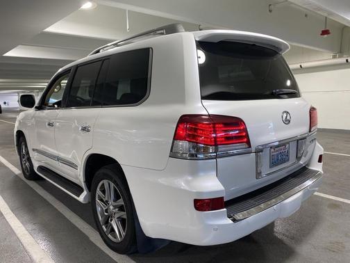 2014 Lexus LX 570 Base
