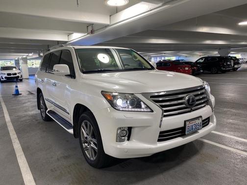 2014 Lexus LX 570 Base