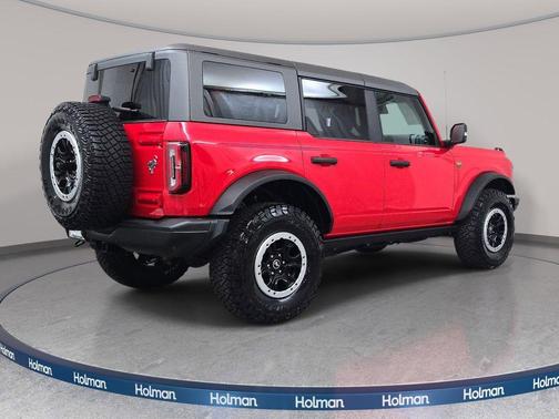 Race Red 2023 Ford Bronco Badlands