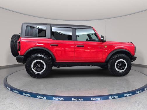 Race Red 2023 Ford Bronco Badlands