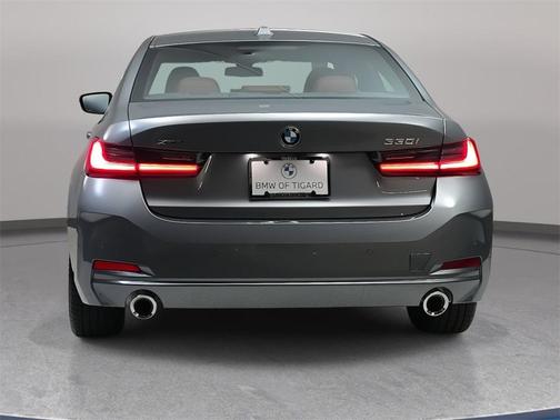 2025 BMW 330 i xDrive