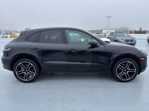2019 Porsche Macan Base