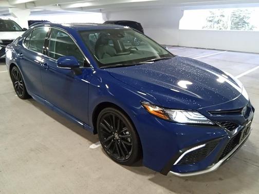 2024 Toyota Camry Hybrid XSE