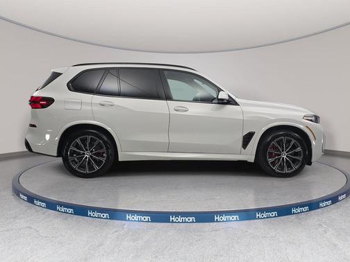 Alpine White 2026 BMW X5 PHEV xDrive50e