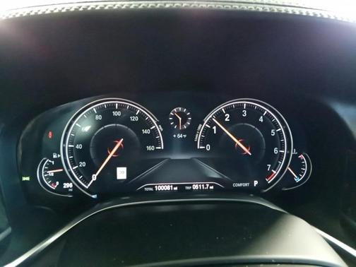 2017 BMW 750 i