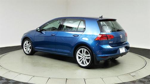 2015 Volkswagen Golf Auto TSI SE