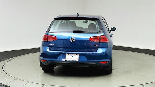 2015 Volkswagen Golf Auto TSI SE
