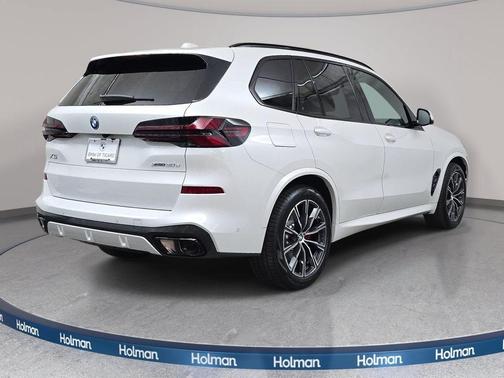 Mineral White Metallic 2026 BMW X5 PHEV xDrive50e