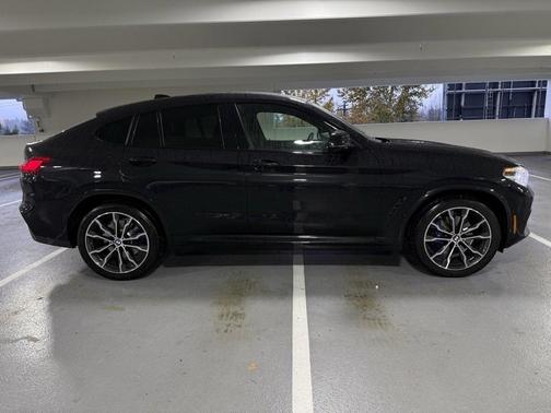 2021 BMW X4 M40i