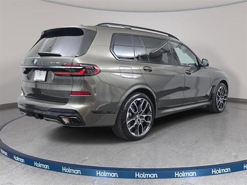 2025 BMW X7 xDrive40i
