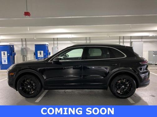 2024 Porsche Cayenne Base