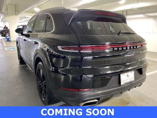 2024 Porsche Cayenne Base