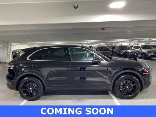 2024 Porsche Cayenne Base