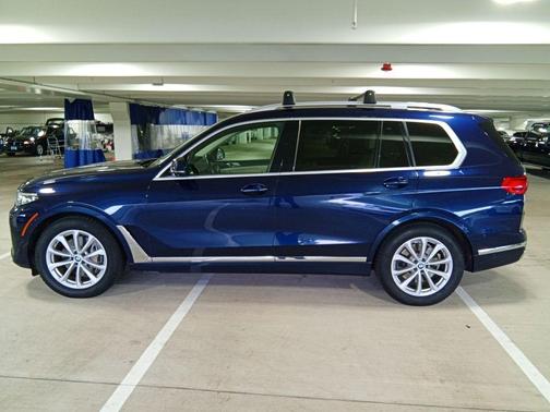 Blue Metallic 2020 BMW X7 xDrive40i