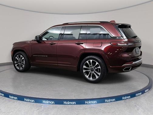 2022 Jeep Grand Cherokee Overland